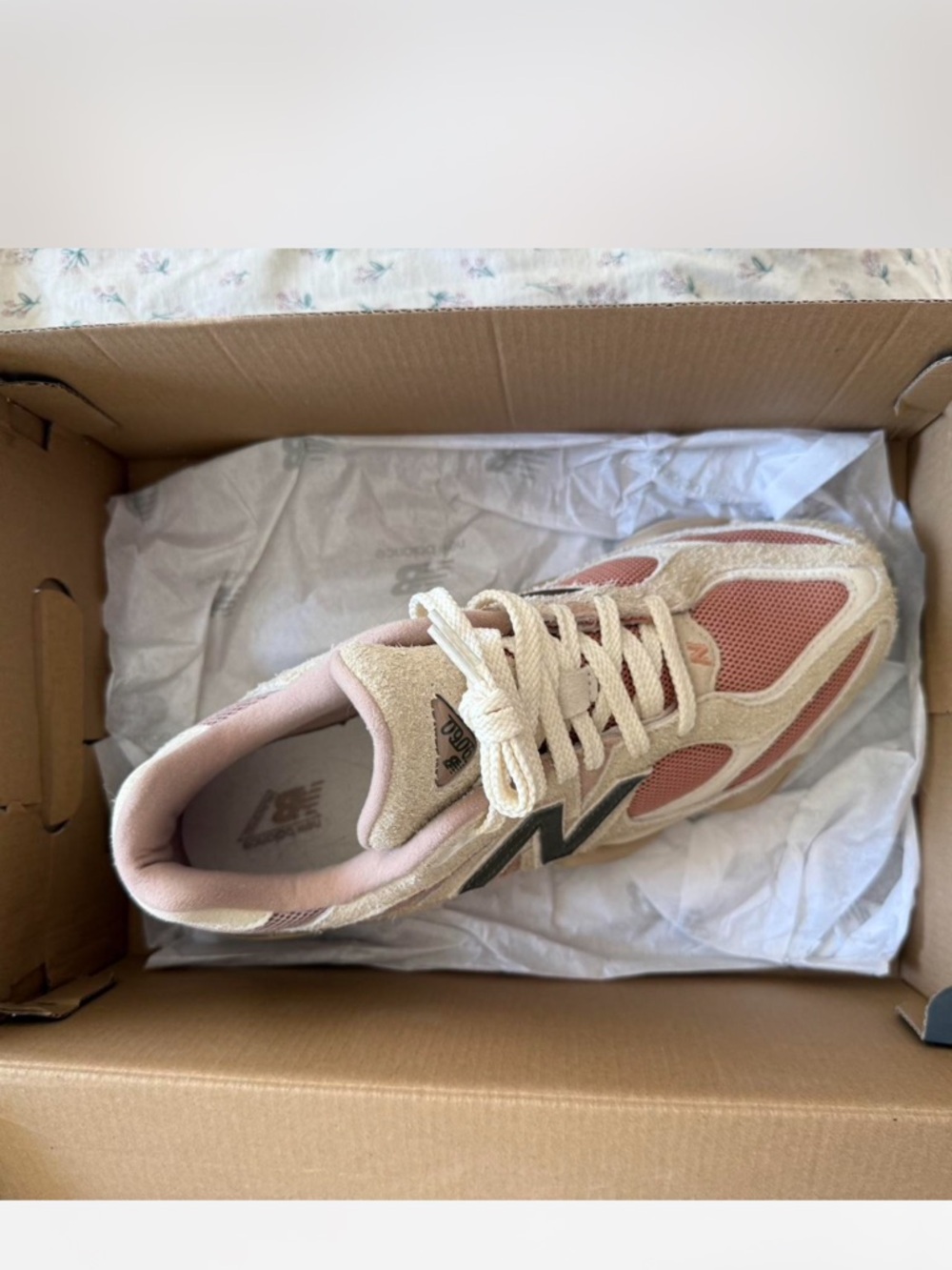 New Balance 9060 Chunky Sneaker - Picture 4 of 7